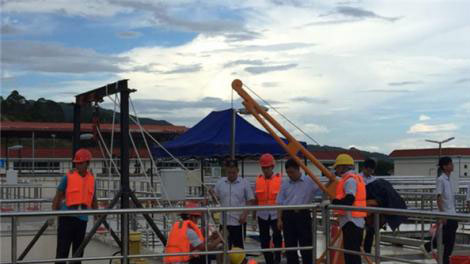 黨員樹(shù)模身先卒 炙熱搶修保供水——市供水公司潼湖水廠(chǎng)搶修高效反應(yīng)沉淀池?cái)嚢铏C(jī)紀(jì)實(shí)